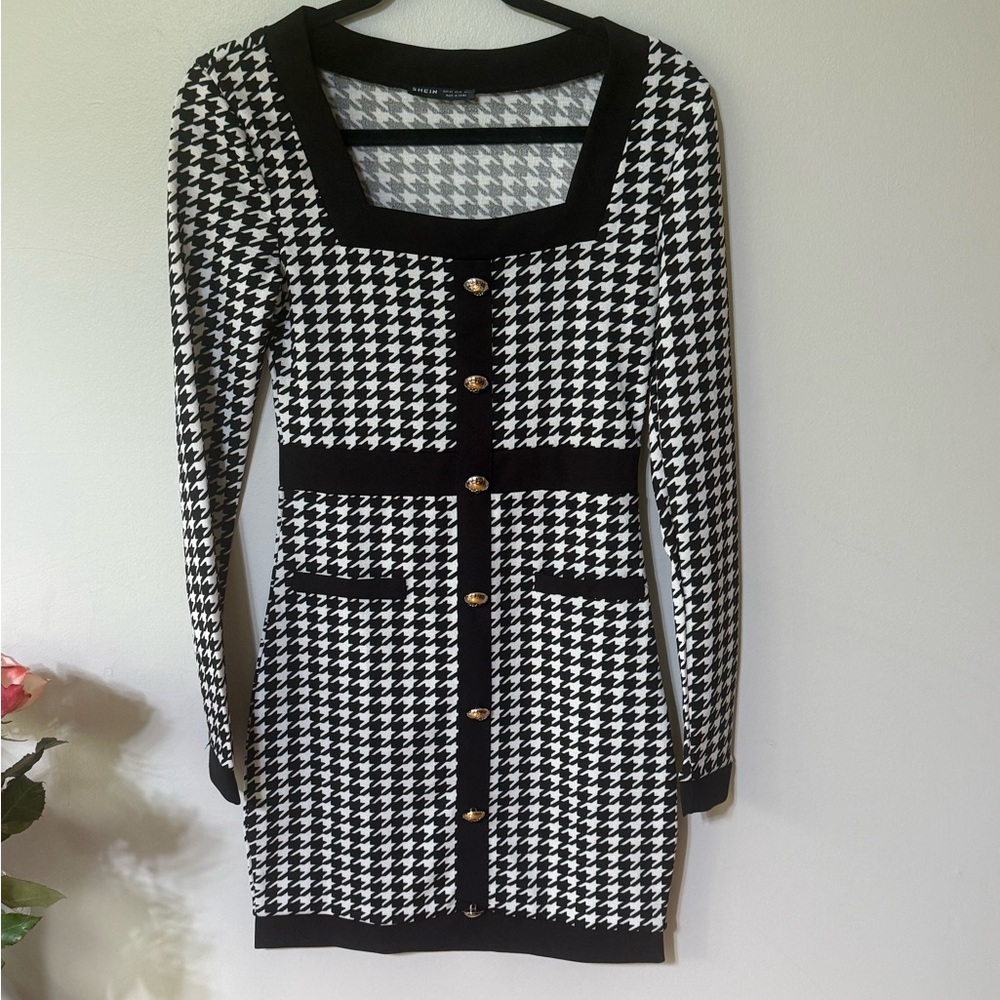 SHEIN Black and White Buttoned Sheath Dress